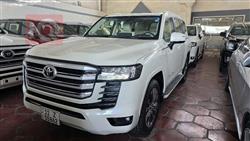 تويوتا لاندكروزر